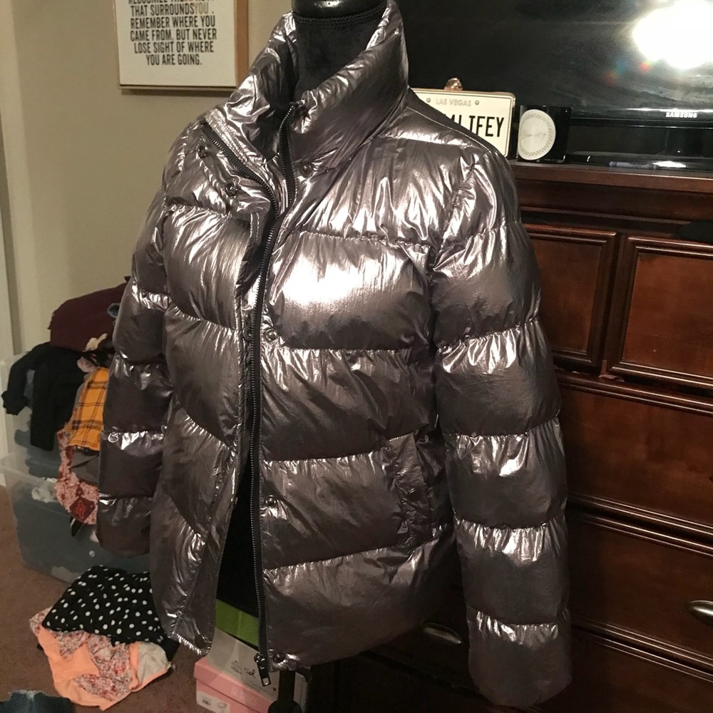 Winter puffy jacket